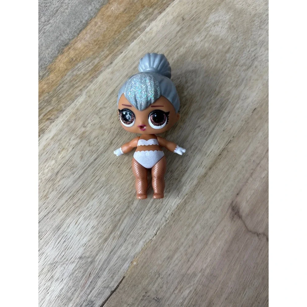 MGA LOL Surprise Glitter Series Doll Silver Hair White Outfit 3 Inch Figure